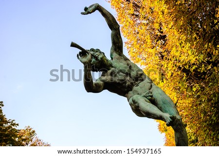 options binaires luxembourg gardens statue