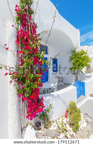 Traditional Greek House Big Bougainvillea Flowers Stock Photo 177828044 