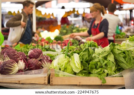 grocery store vs farmers market pros and cons