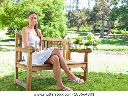 nude women crossed legs hot nude pictures of girls
