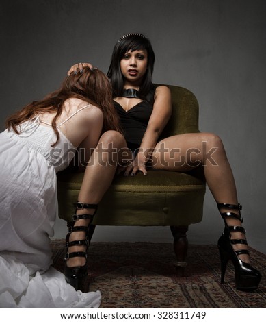 mistress hypno golden shower sexy strong legs