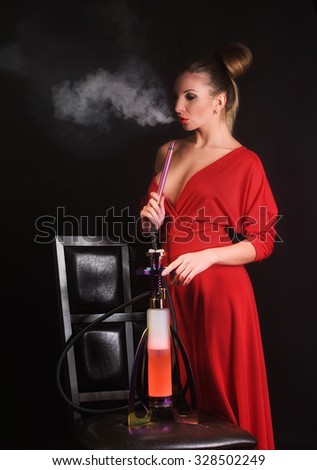 Iranian dress moking