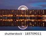 liverpool albert dock at night
