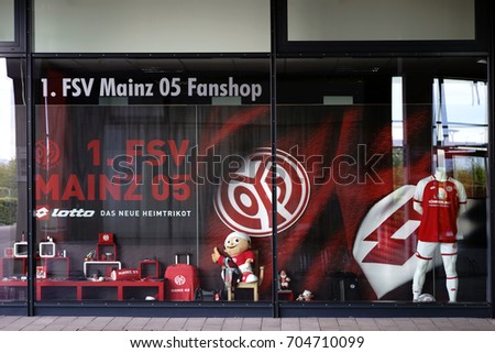 Bastian Kienitz S Portfolio On Shutterstock
