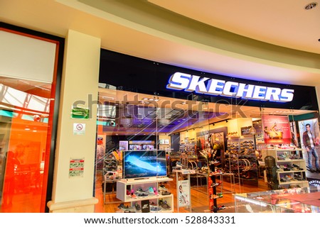 skechers outlet mirabel