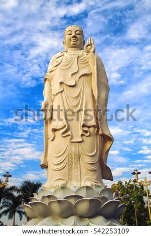 Huge Buddha statue at Vinh Tranh Pagoda in My Tho, the Mekong Delta, Vientam