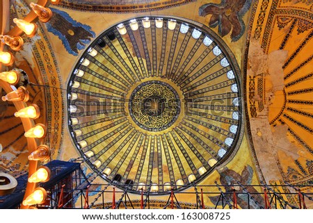 Tiffanys Stained Glass Ceiling Dome Chandelier Stock Photo 81840487 ...