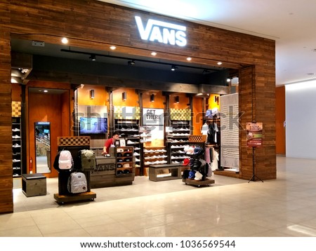 boutique vans