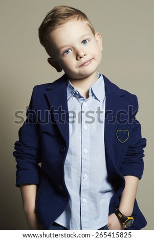 Where do you find free pictures of kid models?