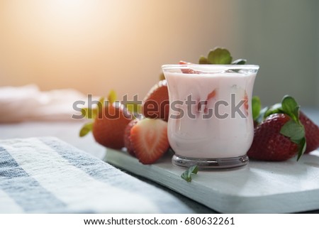strawberry yogurt with fresh strawberry