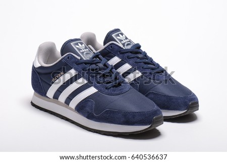 milano italia 1 maggio 2017 adidas le foto (a titolo gratuito) 640536637 milano italia 1 maggio 2017 adidas le foto (a titolo gratuito) 640536637