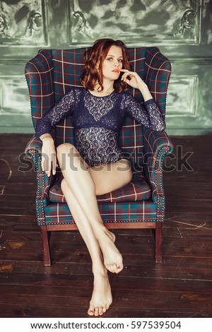 I want my wife to act slutty at parties Sexy ladies legs sitting