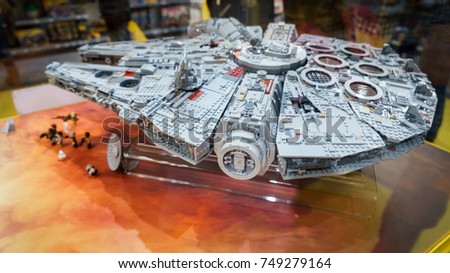 harrison ford millennium falcon lego destroy