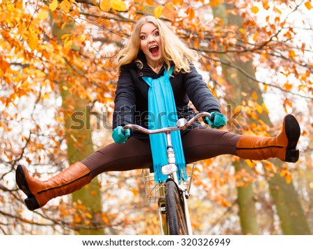https://thumb7.shutterstock.com/display_pic_with_logo/175351/320326949/stock-photo-fall-active-lifestyle-concept-happy-crazy-woman-girl-vivid-color-shawl-relaxing-in-autumn-park-320326949.jpg