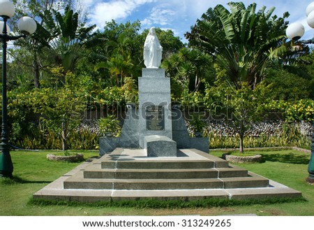 QUY NHON, VIET NAM- AUG 23: Han Mac Tu, a fomous Vietnamese poet, short life artist, his grave at Genh Rang tourist area, Quynhon, Vietnam, Aug 23, 2015