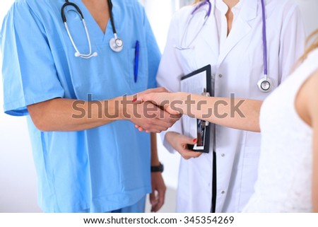 ethics physician dating patient Patient attracted to her doctor doc seems interested can they ethical guidelines governing physician-patient ama doesn't prohibit doctors from dating ex. ethics physician dating patient Patient attracted to her doctor doc seems interested can they ethical guidelines governing physician-patient ama doesn't prohibit doctors from dating ex.