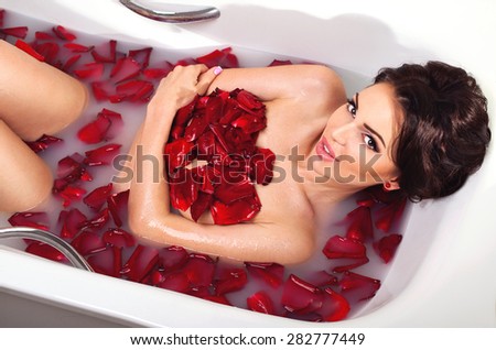 little skinny teen ass naked romance in the bath