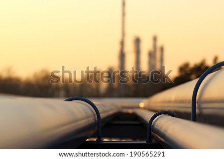 pipe line transportation in crude oil refinery