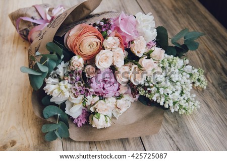 Beautiful Flower Bouquet On Wooden Rustic Stock Photo 425725087 Beautiful Flower Bouquet On Wooden Rustic Stock Photo 425725087