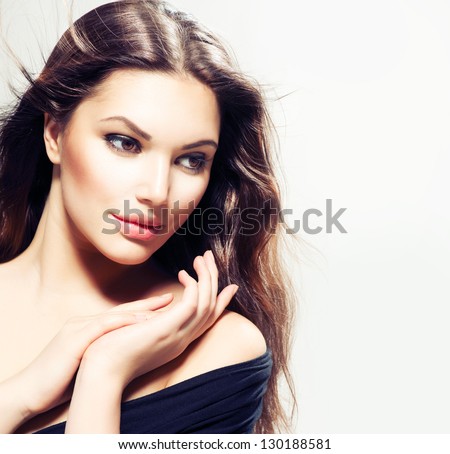 http://thumb7.shutterstock.com/display_pic_with_logo/195826/130188581/stock-photo-beauty-woman-portrait-with-long-hair-beautiful-brunette-girl-natural-beauty-130188581.jpg