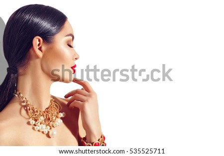 Cheekbones Stock Images, Royalty-Free Images & Vectors | Shutterstock