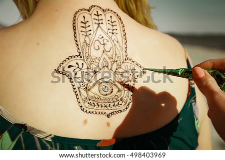 om tattoo indian symbol imágenes pagas y sin cargo y vectores en om tattoo indian symbol imágenes pagas y sin cargo y vectores en