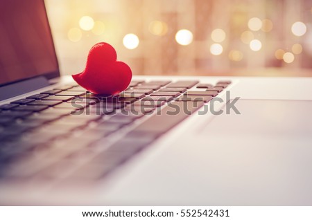 Online dating and valentines day