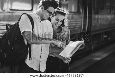 dating travel lovers