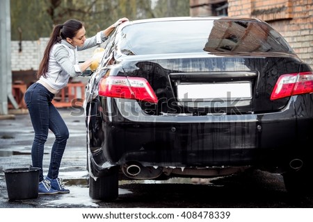 Blues Blonde Latvian Women Girl At Carwash