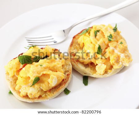 how to cook eggs scrambled