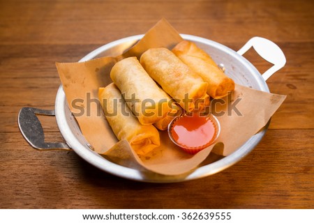 Deep fried spring rolls(Thai Spring Roll)