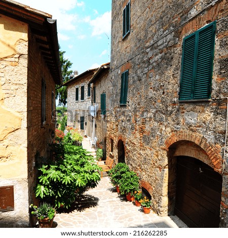 Picturesque Corner Quaint Hill Town Italy Stock Photo 148725683 ...