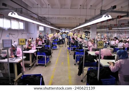 Clothing factory turkey Konsey Textile is turkish clothing manufacturer and textile wear producer factory in Turkey. We produce for men, women and children clothes with high quality fabrics and reasonable prices. Turkey clothing manufacturers, turkish clothing manufacturers.