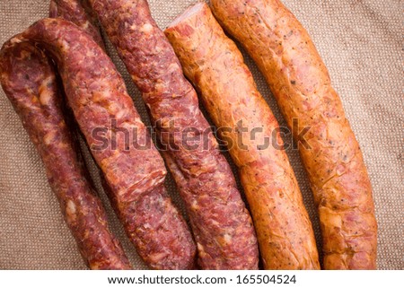 [Obrazek: stock-photo-village-sausage-on-pattern-c...504524.jpg]