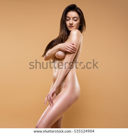 mature nude crossdresser in stockings