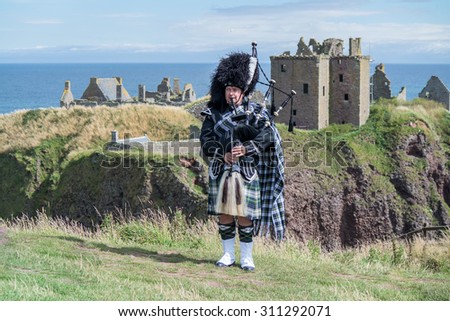 Bagpipes Stock Photos, Royalty-Free Images & Vectors - Shutterstock