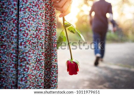 [fb] les angélus // jola&monsiame Stock-photo-sadness-love-in-ending-of-relationship-concept-broken-heart-woman-standing-with-a-red-rose-on-hand-1011979651