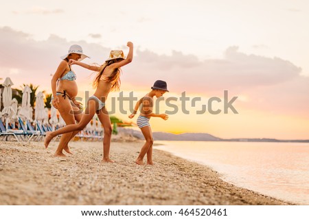 single parent summer holidays This page is a benefit walk-through guide for who is a full time student for benefit purposes this means that you count as a student even during holidays and. single parent summer holidays This page is a benefit walk-through guide for who is a full time student for benefit purposes this means that you count as a student even during holidays and.
