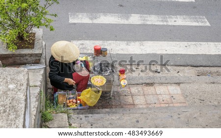 DA LAT, VIETNAM - MAY 15, 2016: Hoa Binh area and center traffic Landmark and street food at Da Lat city, Da Lat is one of the beautiful city in Viet Nam