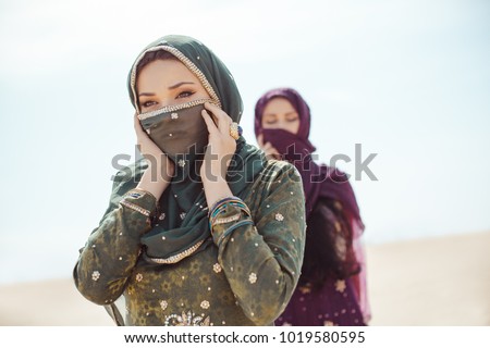2 dehydrated girls find an alternative way to stay hydrated 9