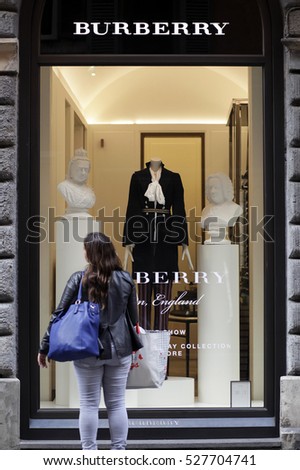 Burberry Italy Online Store | The Art 