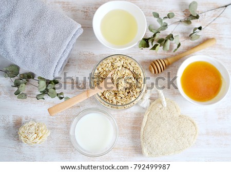 Homemade oatmeal honey mask