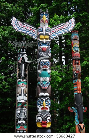 Totem Pole Stock Images, Royalty-Free Images & Vectors | Shutterstock