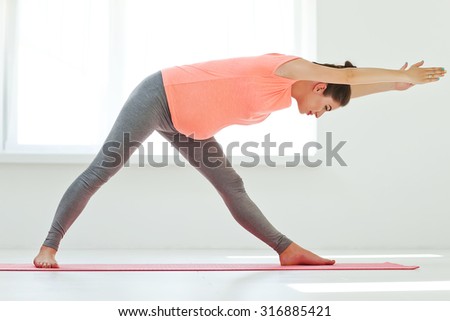 Pregnant yoga
