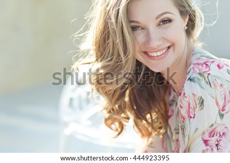 https://thumb7.shutterstock.com/display_pic_with_logo/399136/444923395/stock-photo-beautiful-woman-smiling-444923395.jpg