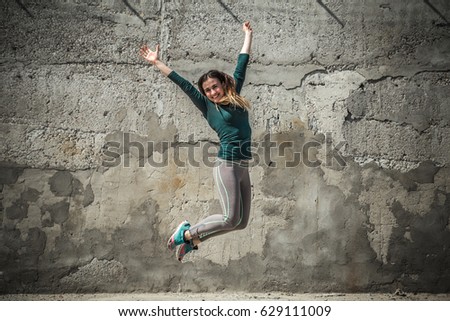 Young Urban Hip Hop Dancer Jumping Stock Photo 536100661 