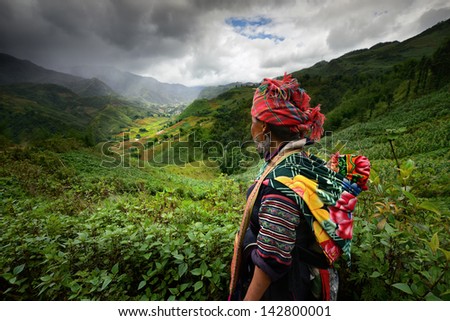 SAPA, LAO CAI, VIETNAM - JUNE 11: Unidentified woman from the Black H'mong Ethnic Minority on June 11, 2012 in Sapa, Vietnam. Black H'mong tribe is one of the minority tribes in Vietnam.