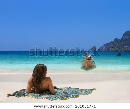 http://thumb7.shutterstock.com/display_pic_with_logo/4425/281831771/stock-photo-beautiful-woman-on-the-beach-thailand-281831771.jpg