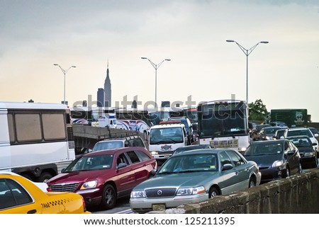 WEEHAWKEN, NEW JERSEY/USA - JUNE 22: A traffic jam on the Helix leading to the Lincon Tunnel on June 22, 2012 in Weehawken, NJ. Plans are underway for reconstruction of the 70 year old highway.