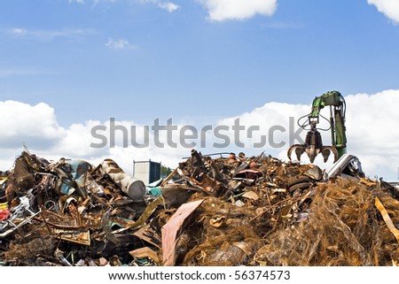 Car Scrap Yard Stock Images, Royalty-Free Images & Vectors | Shutterstock